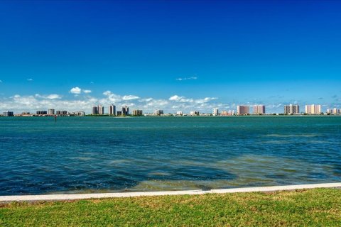 Land in Belleair, Florida № 1562878 - photo 17