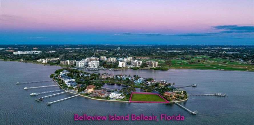 Land in Belleair, Florida № 1562878