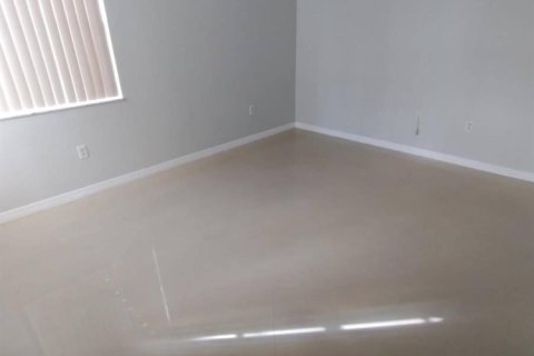 Condo in North Lauderdale, Florida, 3 bedrooms  № 2242020 - photo 5