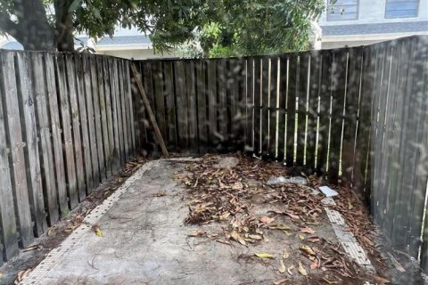 Condo in Lauderhill, Florida, 2 bedrooms  № 2085974 - photo 3