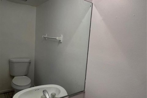 Condo in Lauderhill, Florida, 2 bedrooms  № 2085974 - photo 5