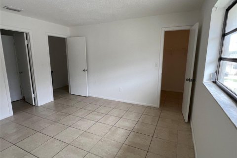 Condo in Lauderhill, Florida, 2 bedrooms  № 2085974 - photo 8