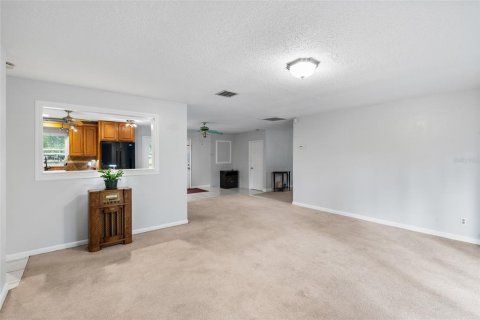 Villa ou maison à vendre à Plant City, Floride: 3 chambres, 188.59 m2 № 2337349 - photo 10