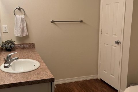 Condominio en alquiler en Pembroke Pines, Florida, 3 dormitorios, 123.56 m2 № 1927110 - foto 18