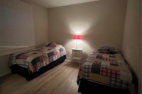 Condominio en alquiler en Pembroke Pines, Florida, 3 dormitorios, 123.56 m2 № 1927110 - foto 17