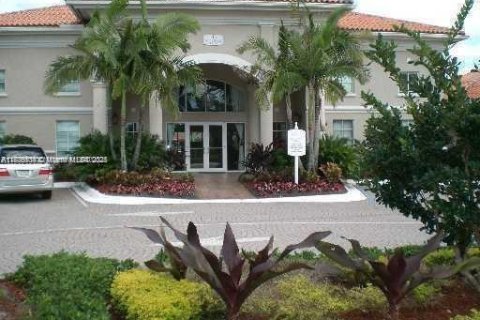 Condominio en alquiler en Pembroke Pines, Florida, 3 dormitorios, 123.56 m2 № 1927110 - foto 23