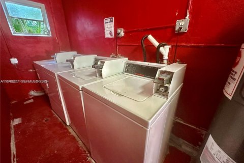 Condo in Pompano Beach, Florida, 1 bedroom  № 2059840 - photo 19