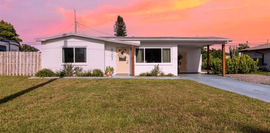 Villa ou maison à Bradenton, Floride 3 chambres, 123.84 m2 № 1917668