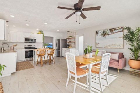 Villa ou maison à vendre à Bradenton, Floride: 3 chambres, 123.84 m2 № 1917668 - photo 2