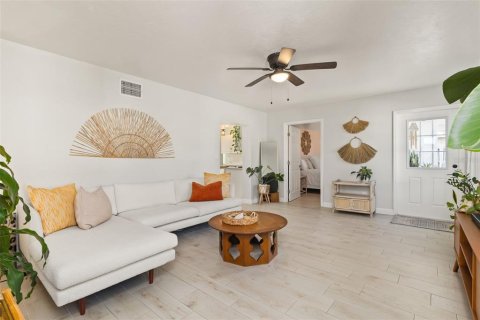 Villa ou maison à vendre à Bradenton, Floride: 3 chambres, 123.84 m2 № 1917668 - photo 12