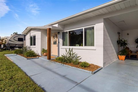 Villa ou maison à vendre à Bradenton, Floride: 3 chambres, 123.84 m2 № 1917668 - photo 29