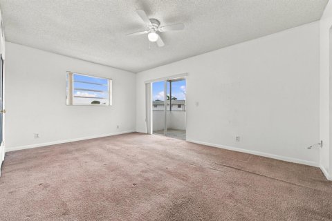 Copropriété à louer à Delray Beach, Floride: 1 chambre, 70.61 m2 № 2376240 - photo 17