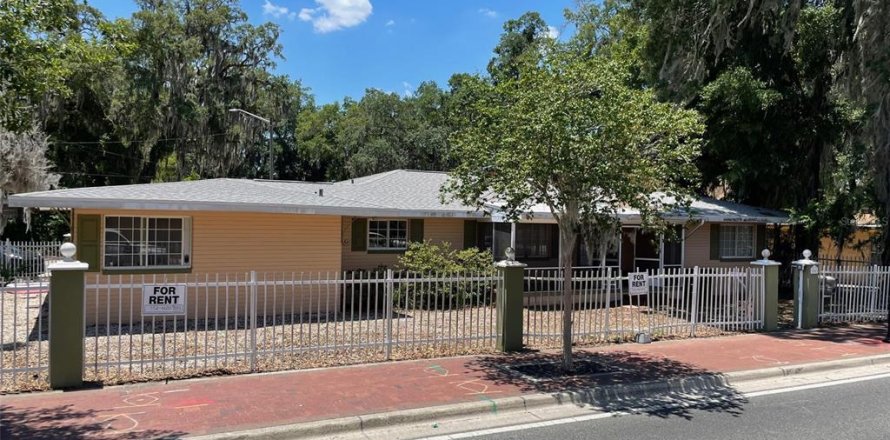 Casa en Gainesville, Florida 5 dormitorios, 241.64 m2 № 1421130