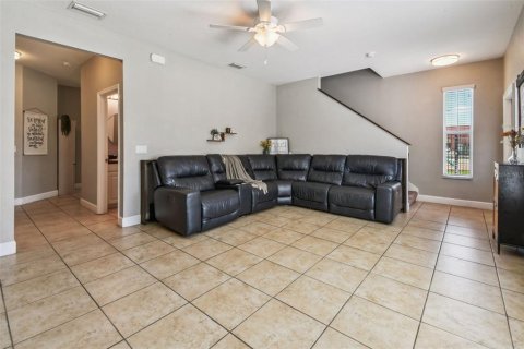 Touwnhouse à vendre à Plant City, Floride: 3 chambres, 161 m2 № 1917219 - photo 8