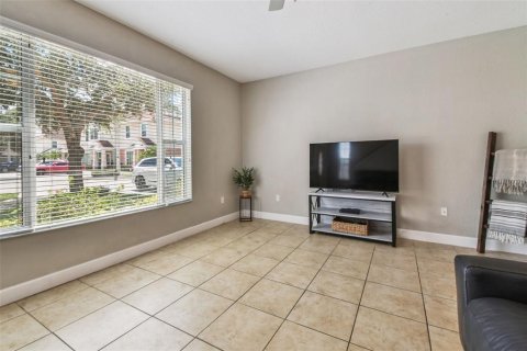 Touwnhouse à vendre à Plant City, Floride: 3 chambres, 161 m2 № 1917219 - photo 10