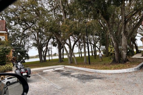 Copropriété à louer à Oakland Park, Floride: 1 chambre, 77.48 m2 № 2035877 - photo 9