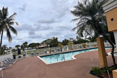Copropriété à louer à Oakland Park, Floride: 1 chambre, 77.48 m2 № 2035877 - photo 15