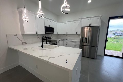 Casa en alquiler en Port Charlotte, Florida, 3 dormitorios, 134.89 m2 № 2112354 - foto 5