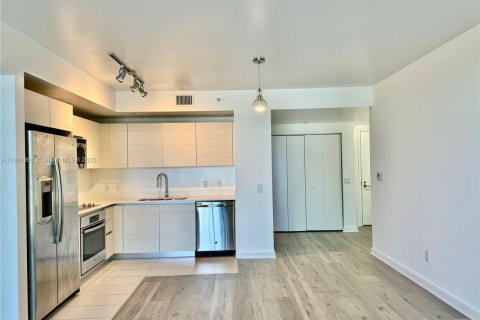 Купить кондоминиум в Майами, Флорида 45.34м2, № 1961499 - фото 20