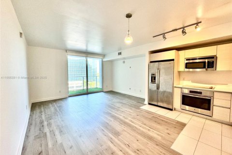 Купить кондоминиум в Майами, Флорида 45.34м2, № 1961499 - фото 17