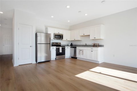 Touwnhouse à louer à Davenport, Floride: 3 chambres, 132.11 m2 № 1834640 - photo 5