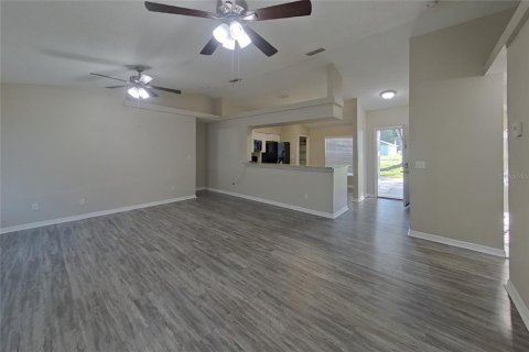 Villa ou maison à louer à Clermont, Floride: 3 chambres, 118.91 m2 № 2383928 - photo 3