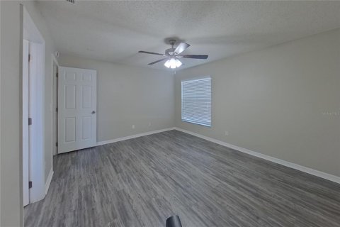 Villa ou maison à louer à Clermont, Floride: 3 chambres, 118.91 m2 № 2383928 - photo 7