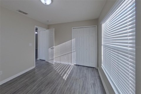 Villa ou maison à louer à Clermont, Floride: 3 chambres, 118.91 m2 № 2383928 - photo 10