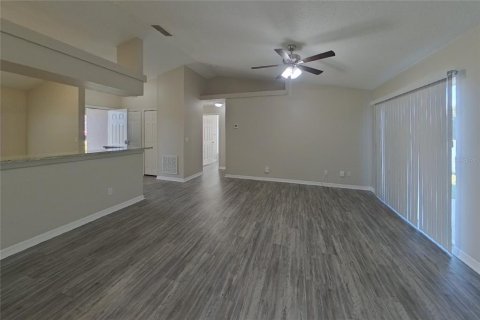 Villa ou maison à louer à Clermont, Floride: 3 chambres, 118.91 m2 № 2383928 - photo 2