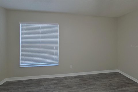 Villa ou maison à louer à Clermont, Floride: 3 chambres, 118.91 m2 № 2383928 - photo 6