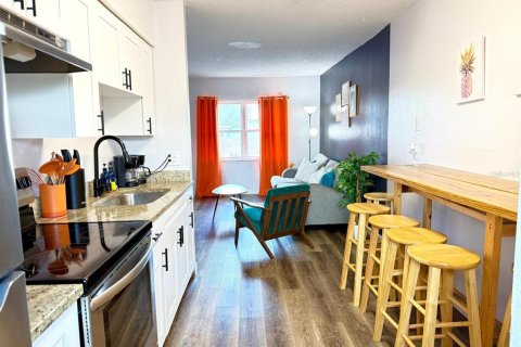 Appartement à Pinellas Park, Floride 2 chambres, 67.91 m2 № 2419962