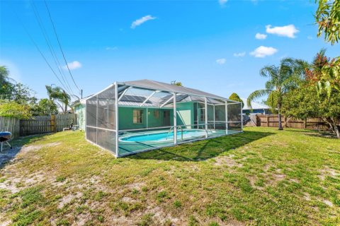 Снять в аренду виллу или дом в Порт-Сент-Луси, Флорида 3 спальни, 144.83м2, № 1919964 - фото 25