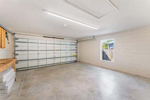 Снять в аренду виллу или дом в Порт-Сент-Луси, Флорида 3 спальни, 144.83м2, № 1919964 - фото 23