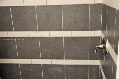 Copropriété à louer à Plantation, Floride: 1 chambre, 87.33 m2 № 1976425 - photo 10