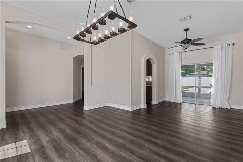 House in Palm Coast, Florida 4 bedrooms, 183.11 sq.m. № 1866317 - photo 6