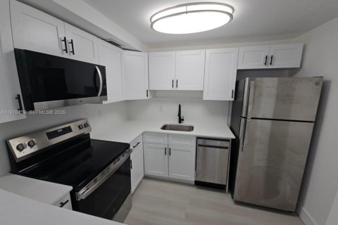 Appartement à louer à Miami Beach, Floride: 2 chambres № 2041485 - photo 2