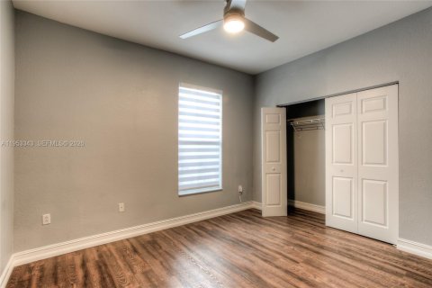 Villa ou maison à vendre à Homestead, Floride: 4 chambres, 181.44 m2 № 2008817 - photo 13