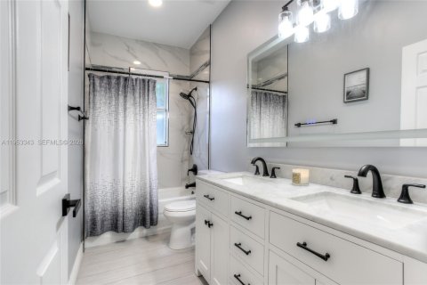 Villa ou maison à vendre à Homestead, Floride: 4 chambres, 181.44 m2 № 2008817 - photo 7