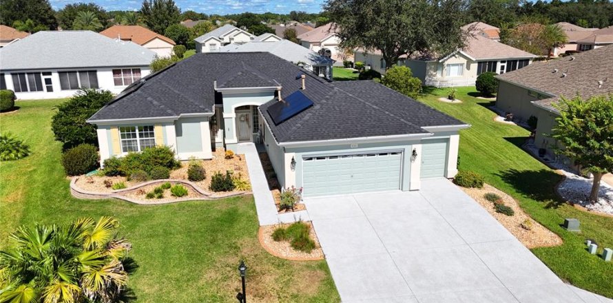 Villa ou maison à Summerfield, Floride 2 chambres, 177.35 m2 № 2421776