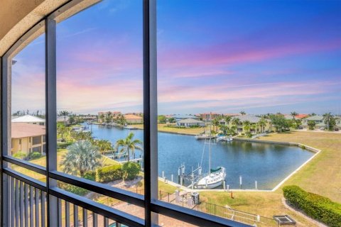 Condominio en alquiler en Punta Gorda, Florida, 3 dormitorios, 171.4 m2 № 1826993 - foto 2