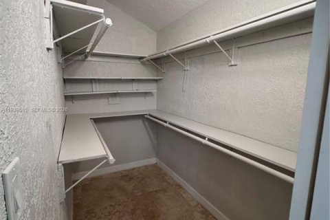 Снять в аренду виллу или дом в Майами, Флорида 3 спальни, 154.03м2, № 2004251 - фото 15