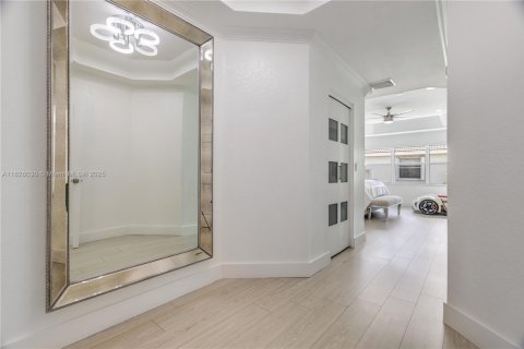 Villa ou maison à vendre à Miramar, Floride: 5 chambres, 306.21 m2 № 2034364 - photo 27