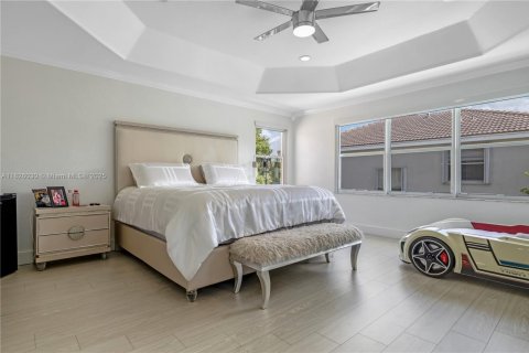 Villa ou maison à vendre à Miramar, Floride: 5 chambres, 306.21 m2 № 2034364 - photo 26