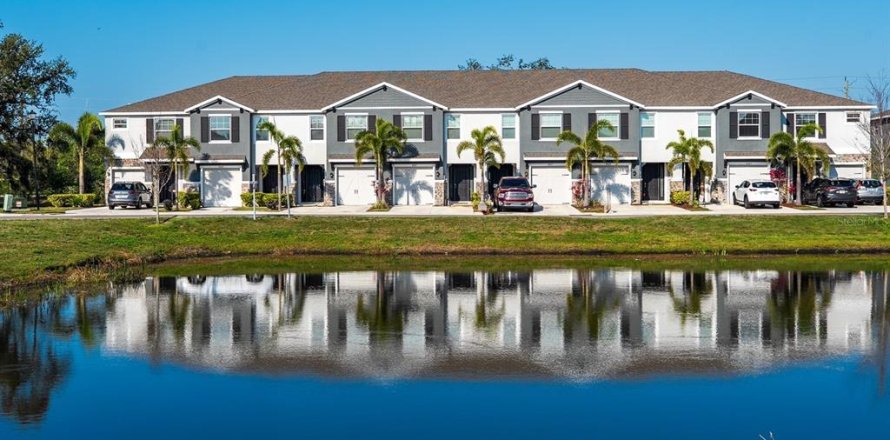 Adosado en Sarasota, Florida 3 dormitorios, 160.16 m2 № 1571598