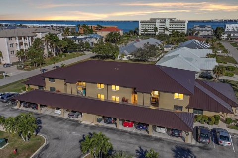 Copropriété à vendre à Punta Gorda, Floride: 3 chambres, 137.77 m2 № 2410650 - photo 2