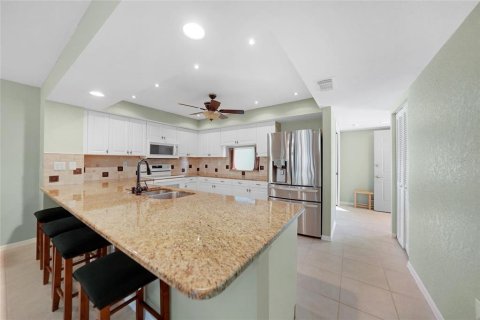 Copropriété à vendre à Punta Gorda, Floride: 3 chambres, 137.77 m2 № 2410650 - photo 7