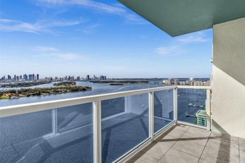 Condominio en alquiler en Miami Beach, Florida, 2 dormitorios, 100.15 m2 № 1953590 - foto 6