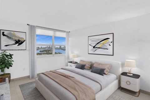 Condominio en alquiler en Miami Beach, Florida, 2 dormitorios, 100.15 m2 № 1953590 - foto 13