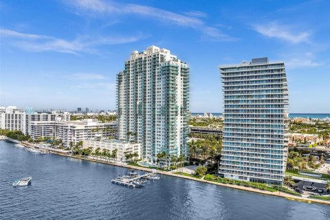 Condominio en alquiler en Miami Beach, Florida, 2 dormitorios, 100.15 m2 № 1953590 - foto 30
