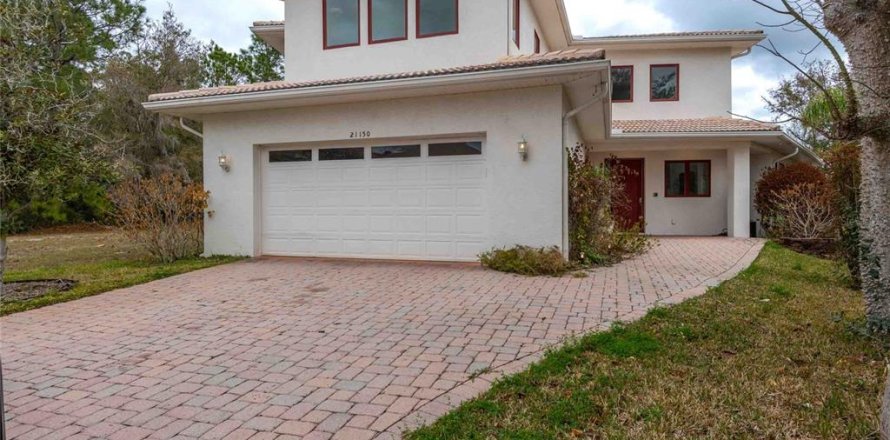 Villa ou maison à Land O' Lakes, Floride 3 chambres, 289.48 m2 № 2097862